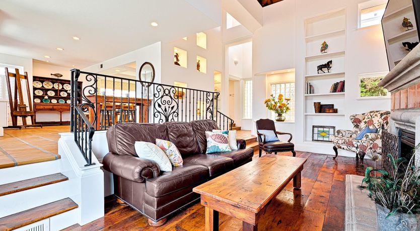 Photo of Apricot Coastline