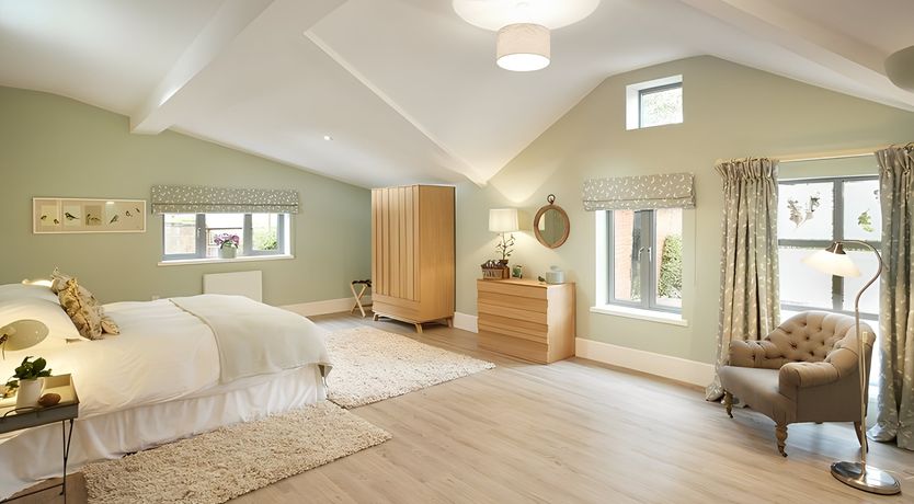 Photo of The English Embroidery