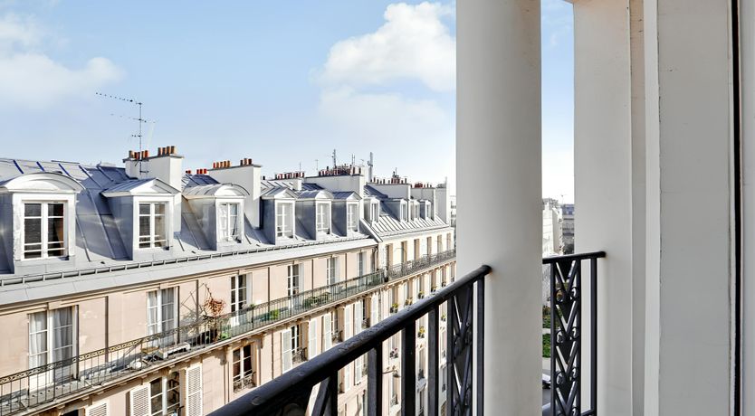 Photo of Alabaster Wonder