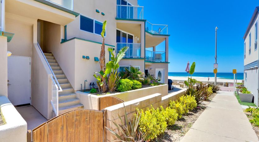 Photo of Rockaway the Seashells