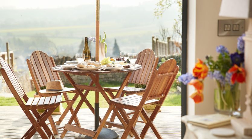 Photo of The Lark & The Rose