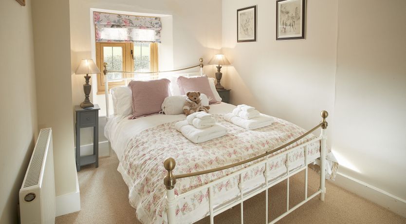 Photo of The Lark & The Rose