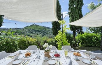 The Italian Vineyard Holiday Home