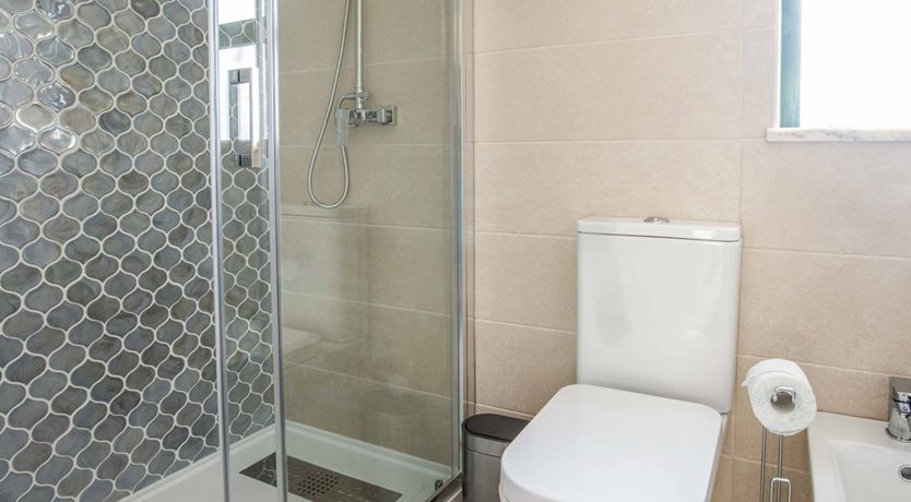 Photo of Of White & Green