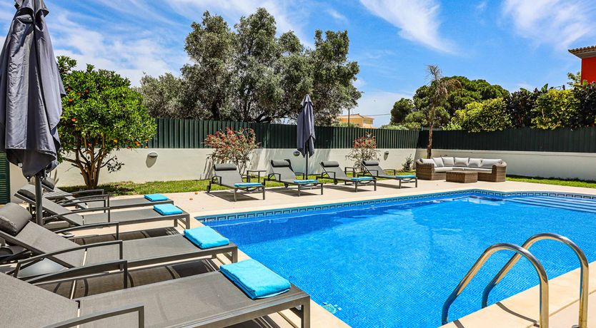 Photo of Of White & Green