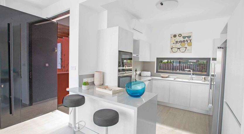 Photo of Brandy Sours on the Rocks