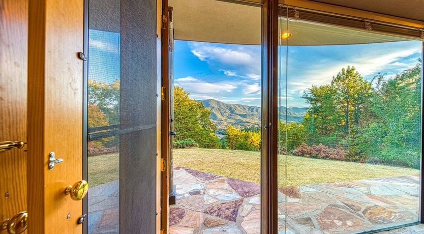 Photo of Pioneers in the Sky