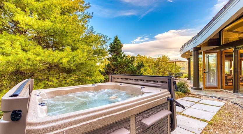 Photo of Pioneers in the Sky