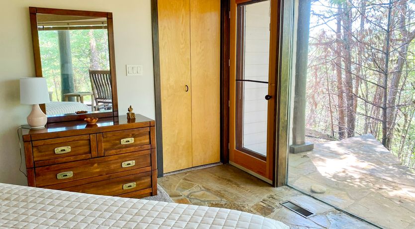 Photo of Pioneers in the Sky