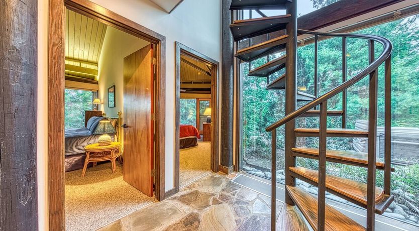 Photo of Pioneers in the Sky