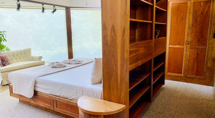 Photo of Pioneers in the Sky