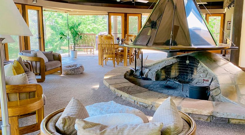 Photo of Pioneers in the Sky