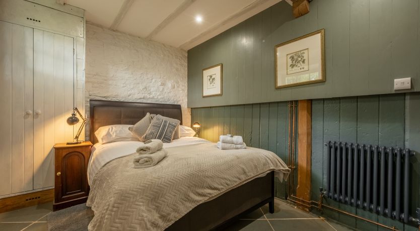 Photo of The Mosswood