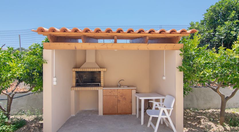 Photo of Butter Yellow