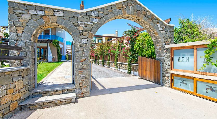 Photo of The Golden Sands