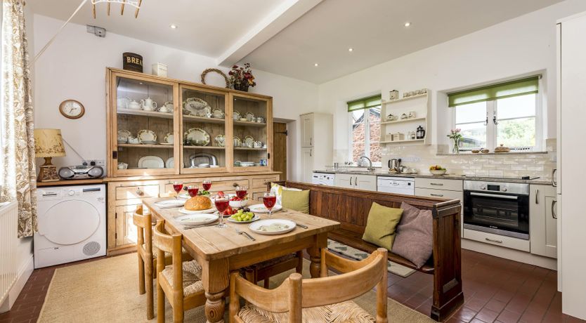 Photo of The Barn Owl's Lodge