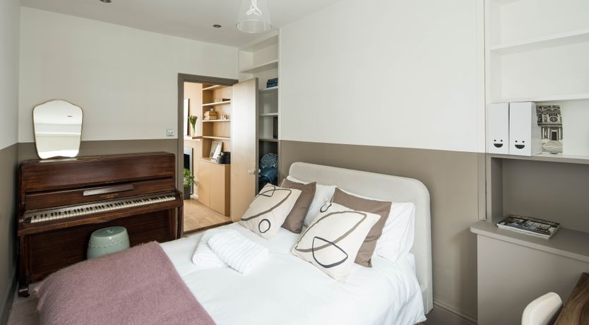 Photo of Mid-Century Royale