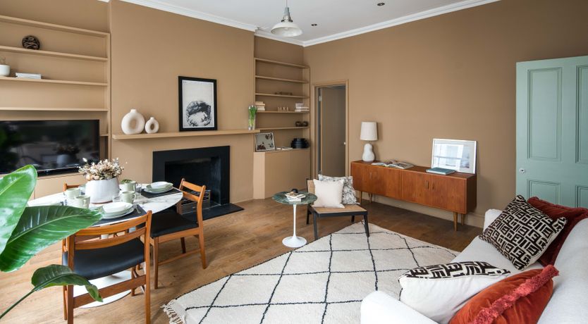 Photo of Mid-Century Royale