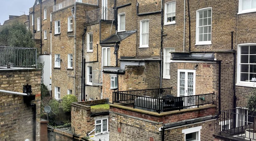 Photo of Mid-Century Royale