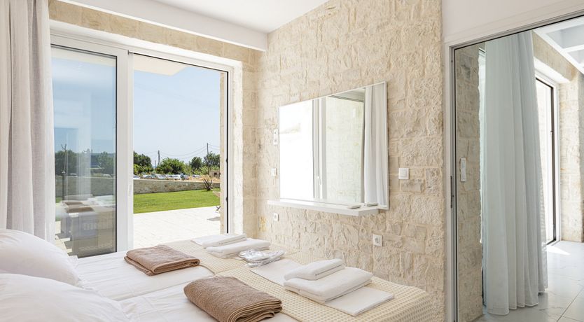 Photo of Cretan Charm