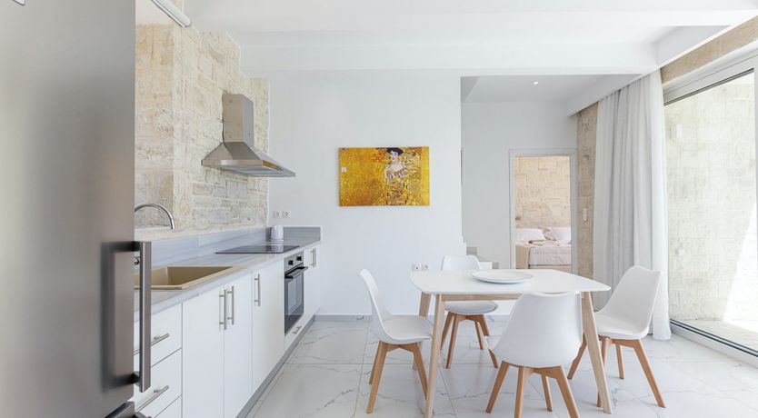 Photo of Cretan Charm