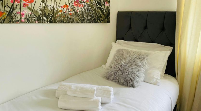 Photo of The Eclectic Hidden Cottage