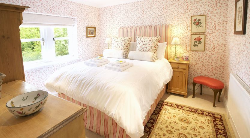 Photo of Cotswold Court