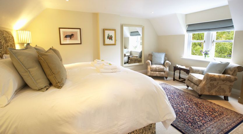 Photo of Cotswold Court