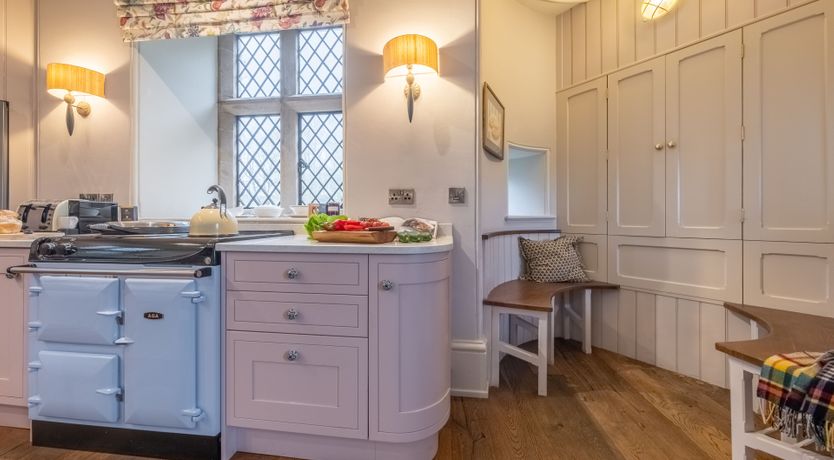 Photo of To the Tower