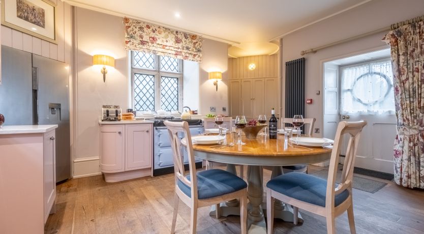 Photo of To the Tower