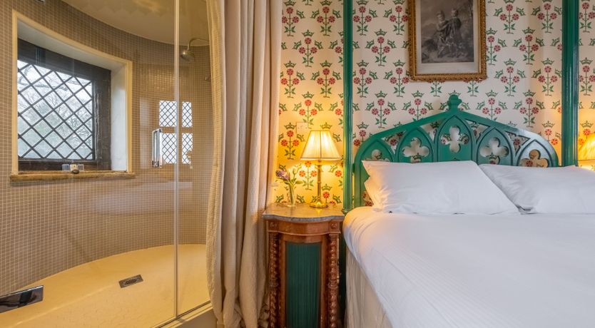 Photo of To the Tower