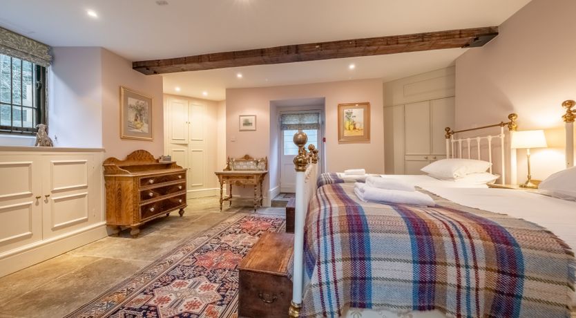 Photo of To the Tower