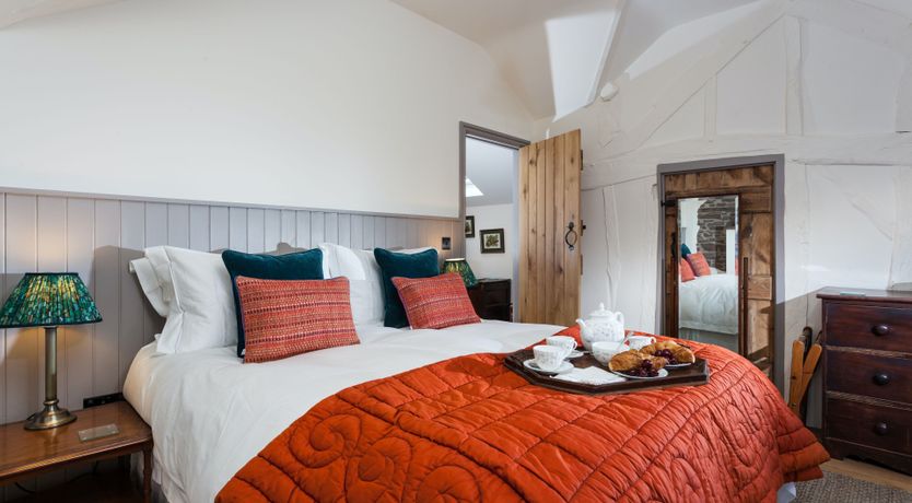 Photo of Queen of Wisdom