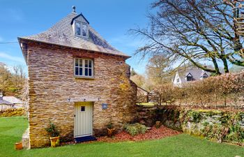 The Tower, Simonsbath Holiday Home