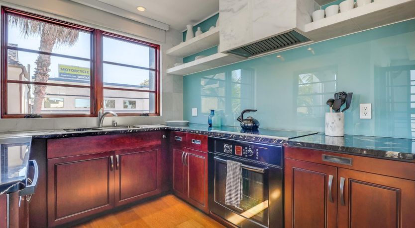 Photo of Glimpse of Paradise