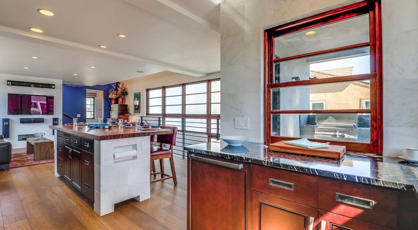 Photo of Glimpse of Paradise