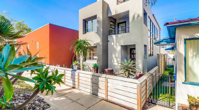 Photo of Glimpse of Paradise