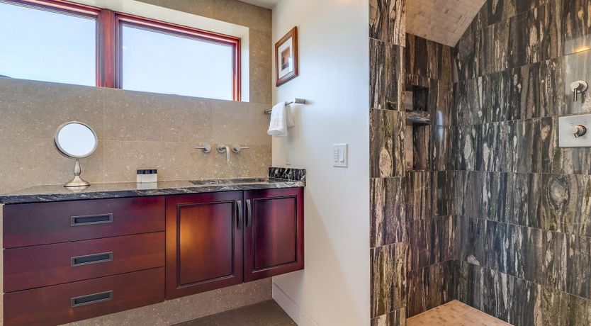 Photo of Glimpse of Paradise