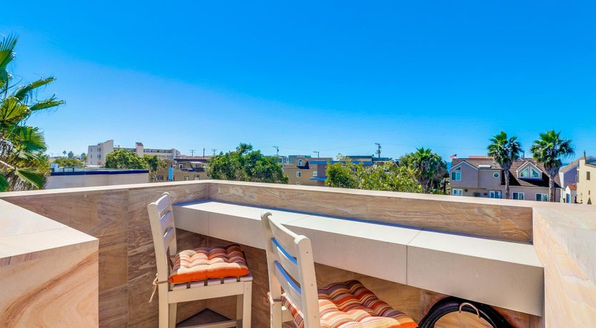 Photo of Glimpse of Paradise