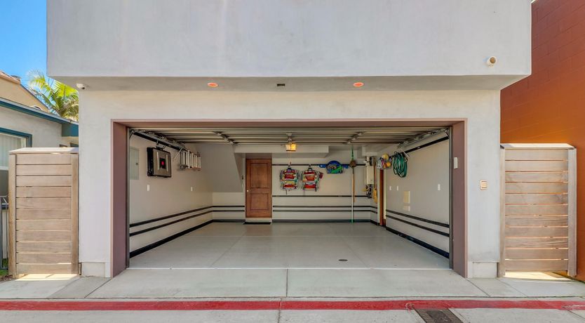 Photo of Glimpse of Paradise