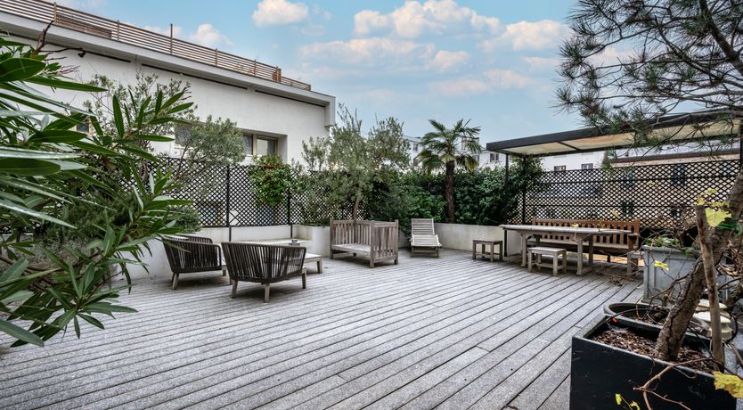 Photo of Perfect Parisian Pad