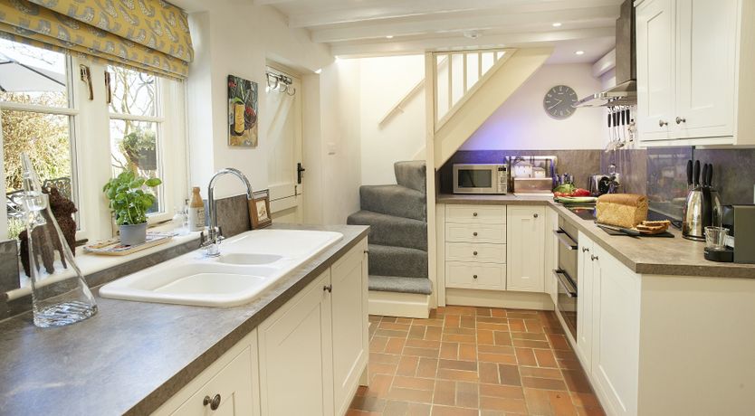 Photo of Apple Cider & Jasmine