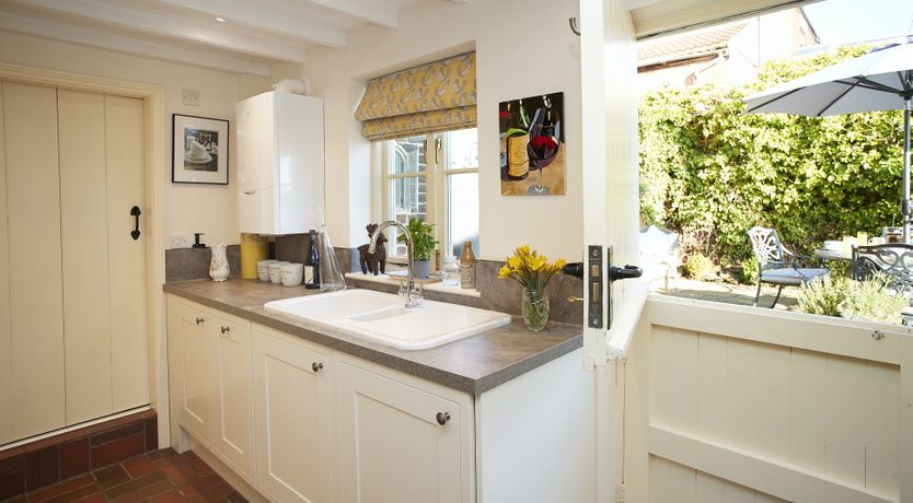 Photo of Apple Cider & Jasmine