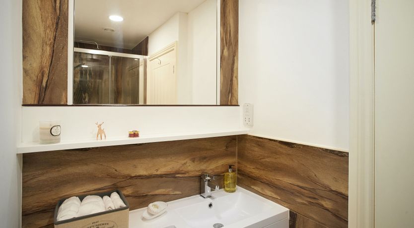 Photo of Apple Cider & Jasmine