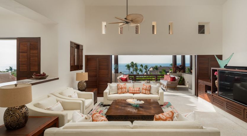 Photo of A Stretch of Paradise