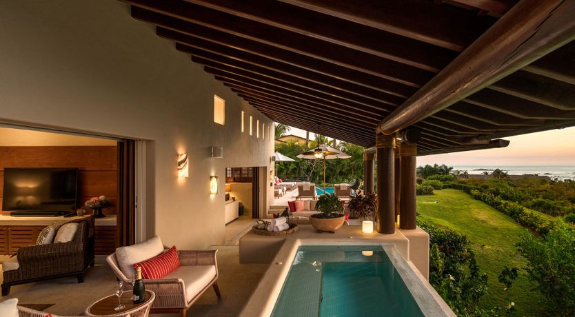 Photo of A Stretch of Paradise