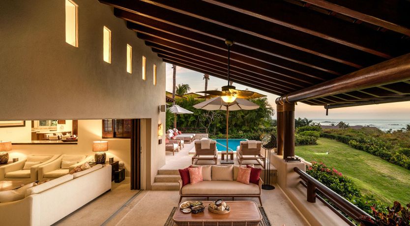 Photo of A Stretch of Paradise