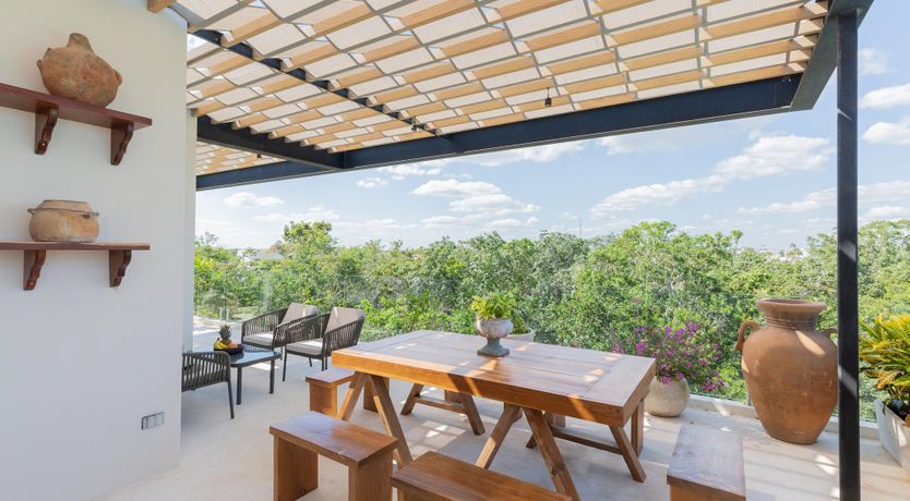 Photo of My Emerald Views