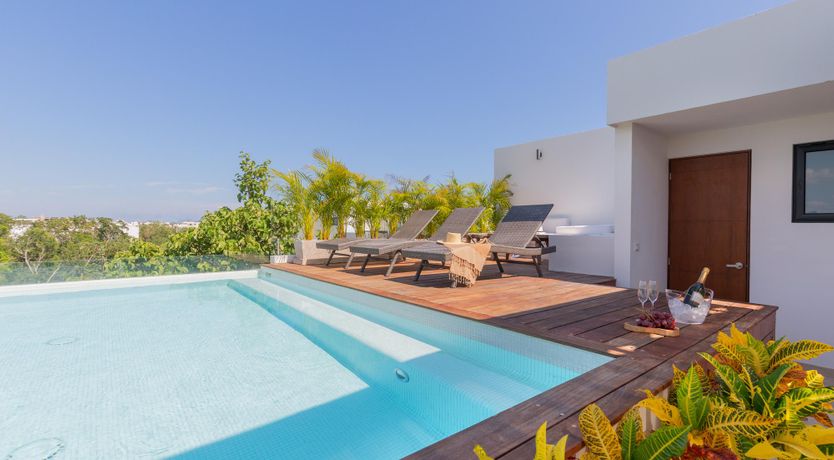 Photo of My Emerald Views