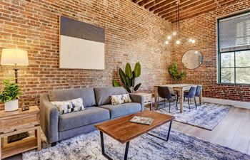 Riverfront Retreat Holiday Home